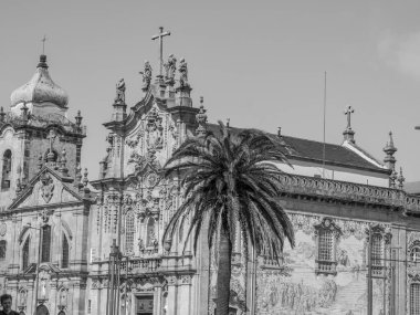Douro Nehri 'ndeki Porto şehri.