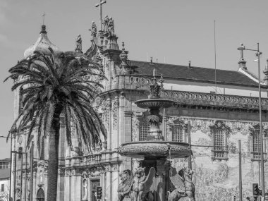 Douro Nehri 'ndeki Porto şehri.