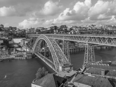 Douro Nehri 'ndeki Porto şehri.