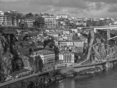 Douro Nehri 'ndeki Porto şehri.