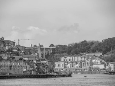 Douro Nehri 'ndeki Porto şehri.