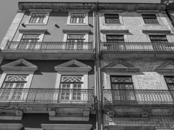 Douro Nehri 'ndeki Porto şehri.