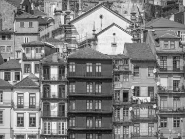 Douro Nehri 'ndeki Porto şehri.