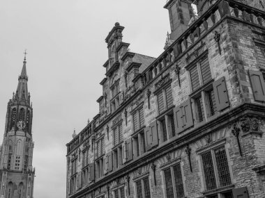 Alman Alkmaar ve Delft şehirleri