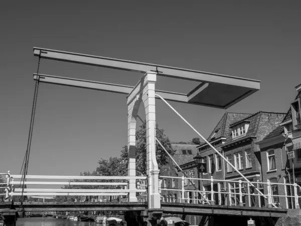 Die Holländischen Städte Alkmaar Und Delft — Stockfoto