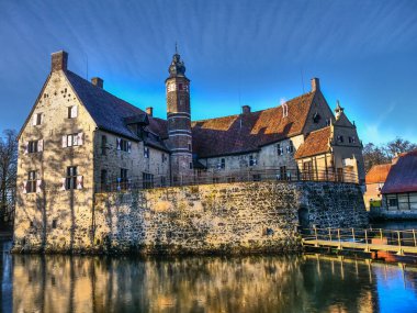 Alman şehri Luedinghausen 'deki eski şato.