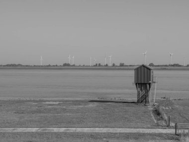 Ditzum ve Ems 'in küçük köyü.