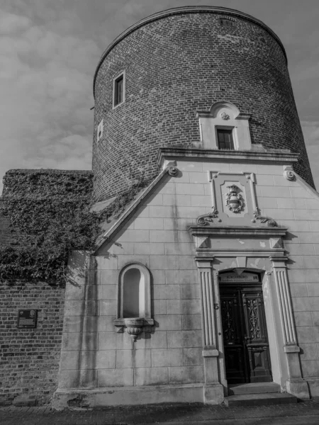 Alman muensterland 'inde Borken şehrinde bahar geldi.