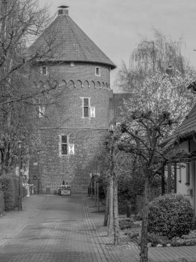 Alman muensterland 'inde Borken şehrinde bahar geldi.