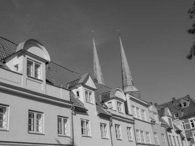 Almanya 'daki Trave Nehri' nin oradaki Luebeck şehri.