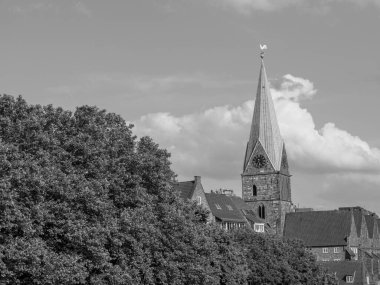 Weser nehrindeki Bremen şehri