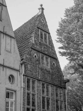 Weser nehrindeki Bremen şehri