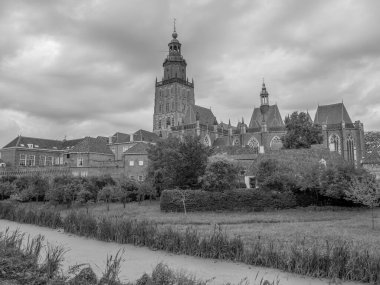 Hollanda 'nın Zutphen şehrinde, Ijssel nehrinde.