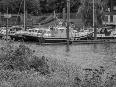 Hollanda 'nın Zutphen şehrinde, Ijssel nehrinde.