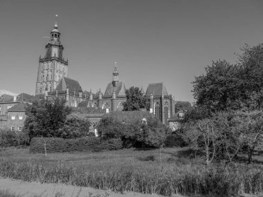 Hollanda 'nın Zutphen şehrinde, Ijssel nehrinde.