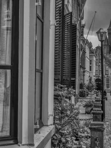 Hollanda 'nın Zutphen şehrinde, Ijssel nehrinde.