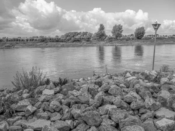 Hollanda 'nın Zutphen şehrinde, Ijssel nehrinde.