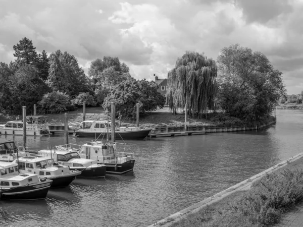 Hollanda 'nın Zutphen şehrinde, Ijssel nehrinde.