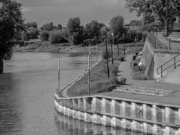 Hollanda 'nın Zutphen şehrinde, Ijssel nehrinde.