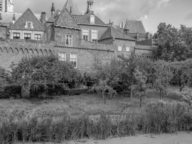 Hollanda 'nın Zutphen şehrinde, Ijssel nehrinde.