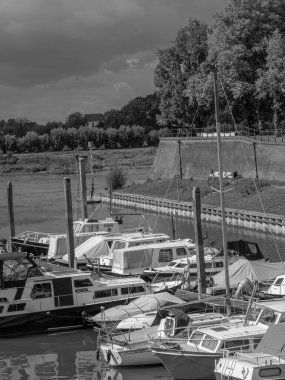 Hollanda 'nın Zutphen şehrinde, Ijssel nehrinde.