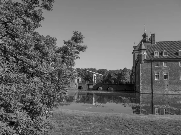 Almanya 'daki eski Anholt Kalesi