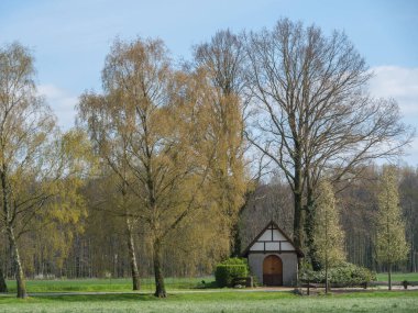Alman Baumberge 'deki Darfeld' in küçük köyü.