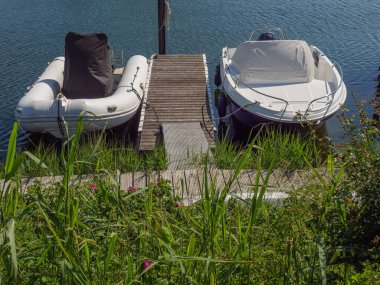 Almanya 'da Gluecksburg yakınlarında Baltık Denizi' nde yürüyüş.