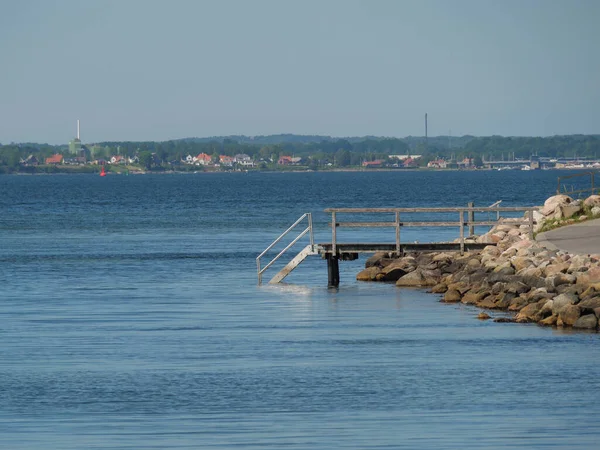 Прогулюючись Балтійському Морі Поблизу Глюексбурга Переноснику — стокове фото