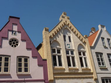 Friedrichstadt 'ın birçok kanalı olan küçük bir köyü.