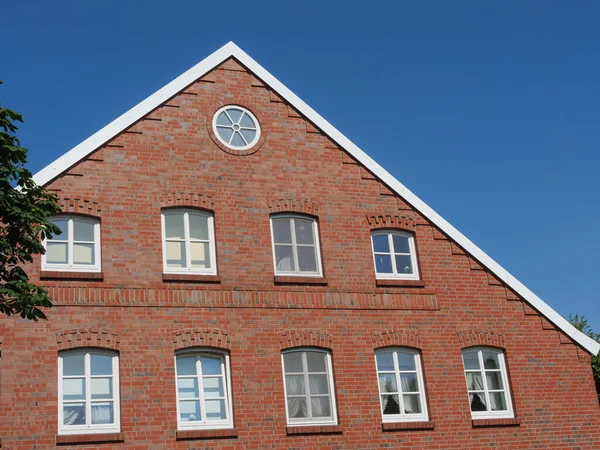 Het Kleine Dorpje Ditzum Aan Rivier Rom — Stockfoto