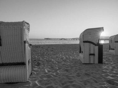 Baltık Denizi 'ndeki Binz plajı