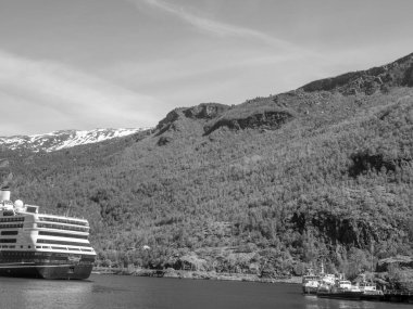 Flam ve Norveç 'teki Aurlandsfjord