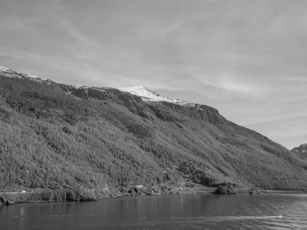 Φλόγα Και Σέλας Στη Νορβηγία — Φωτογραφία Αρχείου