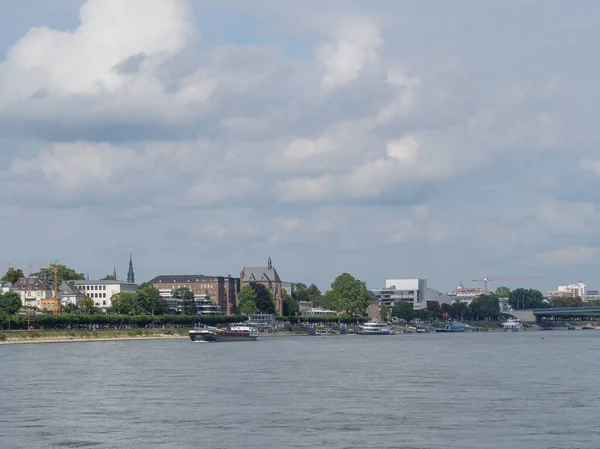 Miasto Bonn Nad Rzeką Rhine Niemczech — Zdjęcie stockowe