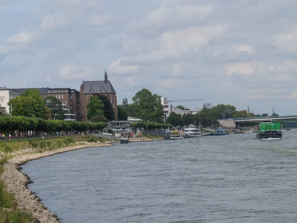 Miasto Bonn Nad Rzeką Rhine Niemczech — Zdjęcie stockowe
