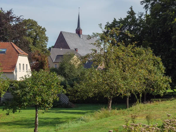 Wioska Marienthal Nad Rzeką Issel Niemczech — Zdjęcie stockowe