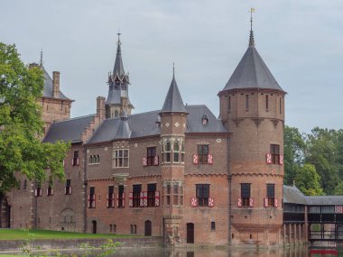 Hollanda 'daki Utrecht yakınlarındaki Haar Kalesi.