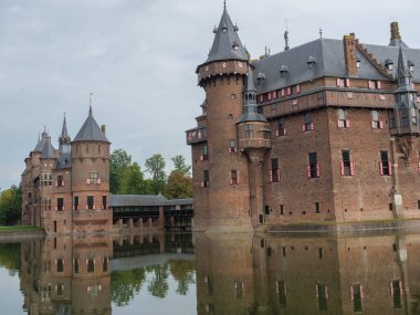 Hollanda 'daki Utrecht yakınlarındaki Haar Kalesi.