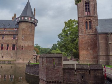 Hollanda 'daki Utrecht yakınlarındaki Haar Kalesi.