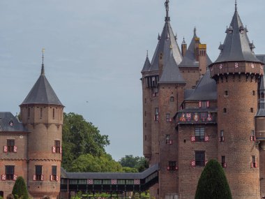 Hollanda 'daki Utrecht yakınlarındaki Haar Kalesi.