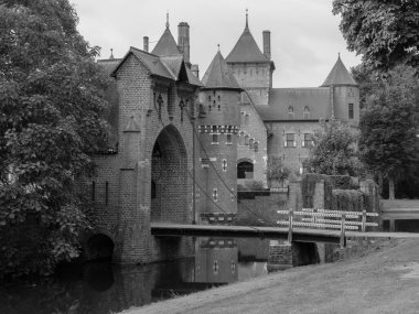 Hollanda 'daki Utrecht yakınlarındaki Haar Kalesi.