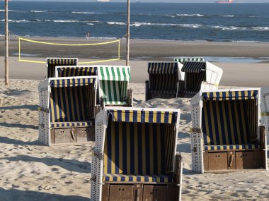 Alman kuzey denizinde küçük bir ada