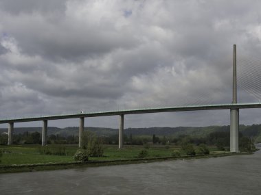 seine Nehri