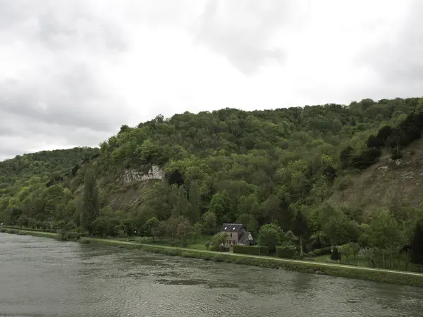 Flusslandschaft — Stockfoto