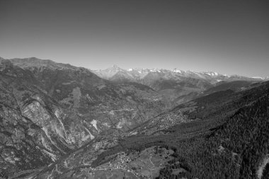 İsviçre Alplerinde hikimg