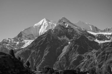 İsviçre Alplerinde hikimg