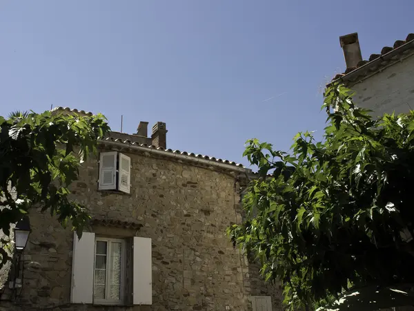 La ciudad de le castellet — Foto de Stock