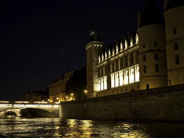 The river seine — Stock Photo, Image