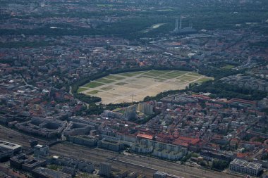 Almanya 'nın Münih kenti 5.7.2020 pervaneli uçaktan görüldü.